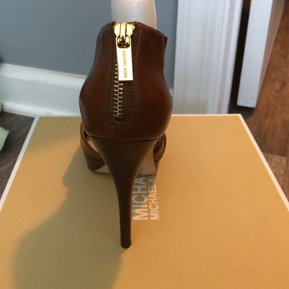 Michael Kors Heels - Picture 3 of 3
